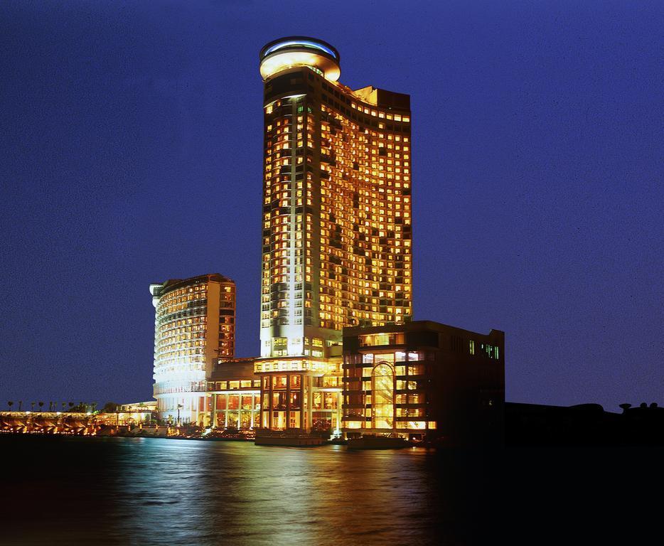 Grand Nile Tower Hotell Kairo Exteriör bild